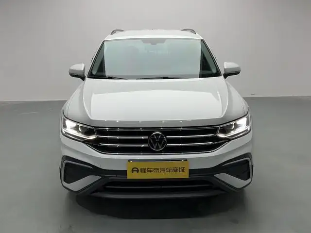 Volkswagen Tiguan L 2023 Model 330TSI 2WD Comfort Edition – фото 2