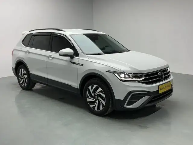 Volkswagen Tiguan L 2023 Model 330TSI 2WD Comfort Edition – фото 3