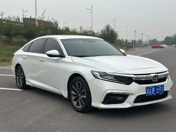 Honda INSPIRE 2022 Model 260TURBO Exquisite Edition