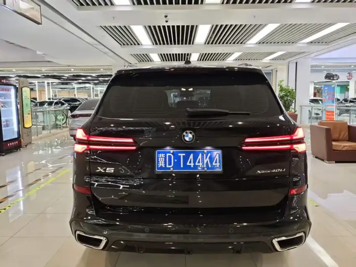 BMW X5 2023 Model xDrive30Li Exclusive Model M Sports Night Set – фото 4
