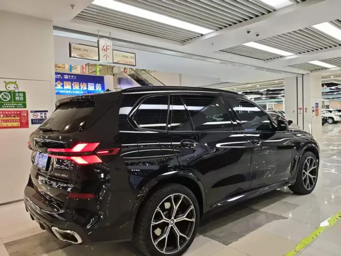 BMW X5 2023 Model xDrive30Li Exclusive Model M Sports Night Set – фото 5