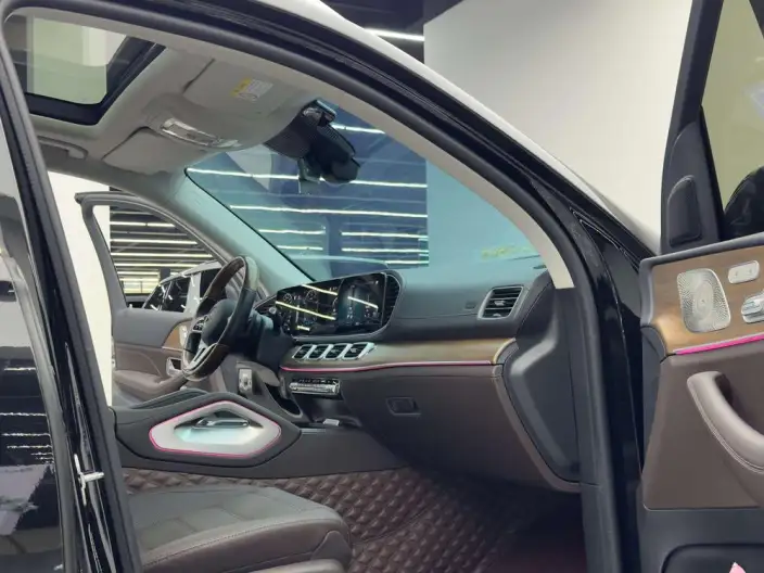 Mercedes-Benz GLS 2023 Model Facelift GLS 450 4MATIC Luxury Model – фото 8