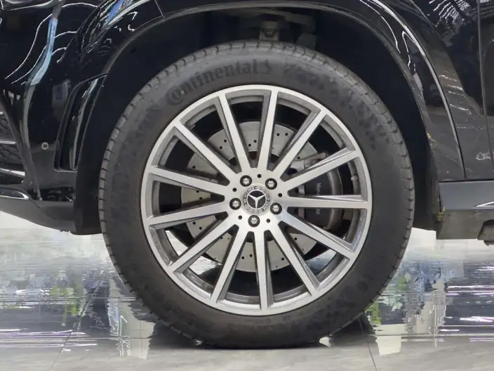 Mercedes-Benz GLS 2023 Model Facelift GLS 450 4MATIC Luxury Model – фото 9