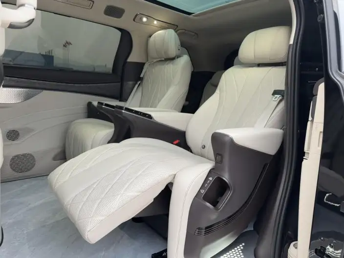 DENZA D9 DM 2025 Model Smart Driving Edition 1020 4WD Exclusive Model – фото 10