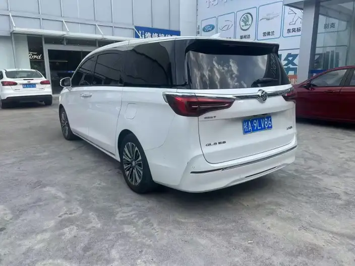 Buick GL8 2023 Model ES Luzun 653T Smart Luxury Model Heyue Edition