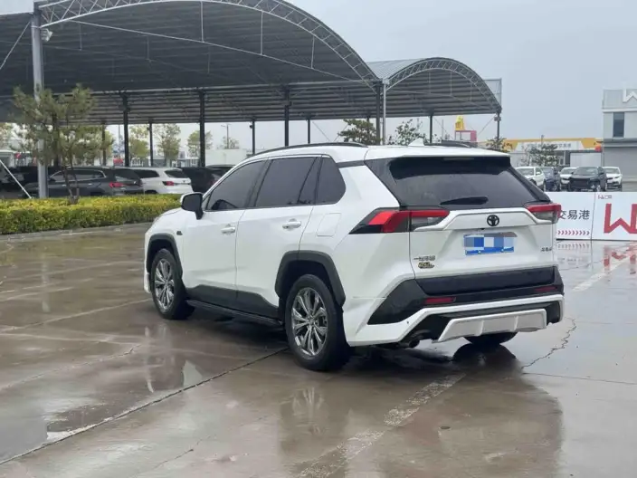 Toyota RAV4 2023 Model 2.0L CVT 2WD 20th Anniversary Platinum Memorial Edition