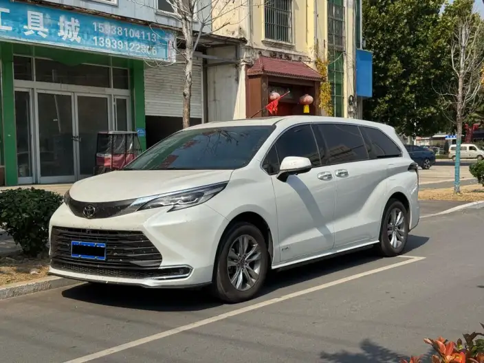 Toyota Sienna 2024 Model Hybrid 2.5L Comfort Edition