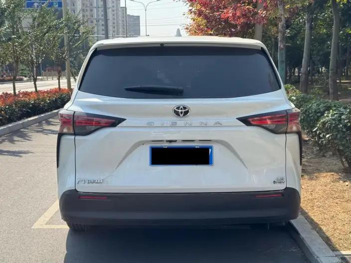 Toyota Sienna 2024 Model Hybrid 2.5L Comfort Edition – фото 5
