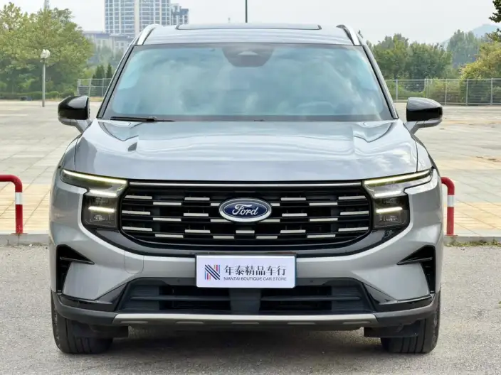 Ford Edge 2023 Model Ford Edge L 2.0T EcoBoost E Hybrid 2WD VII seat Luxury Model – фото 2