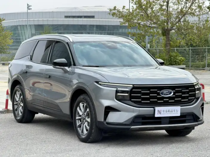 Ford Edge 2023 Model Ford Edge L 2.0T EcoBoost E Hybrid 2WD VII seat Luxury Model – фото 3