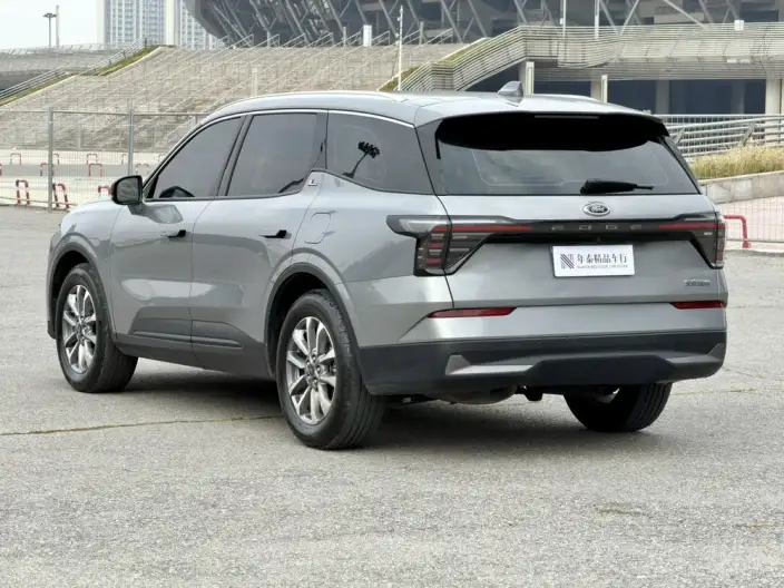 Ford Edge 2023 Model Ford Edge L 2.0T EcoBoost E Hybrid 2WD VII seat Luxury Model – фото 4