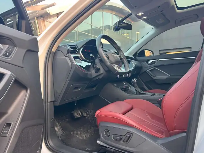 AUDI Q3 Sportback 2022 Model 40 TFSI Fashion Model – фото 10