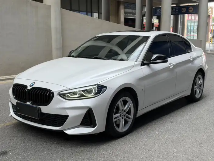 BMW 1 Series 2023 Model 120i M Sports Night Edition – фото 1