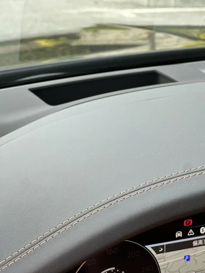 Bentayga 2022 Model 4.0T V8 – фото 6