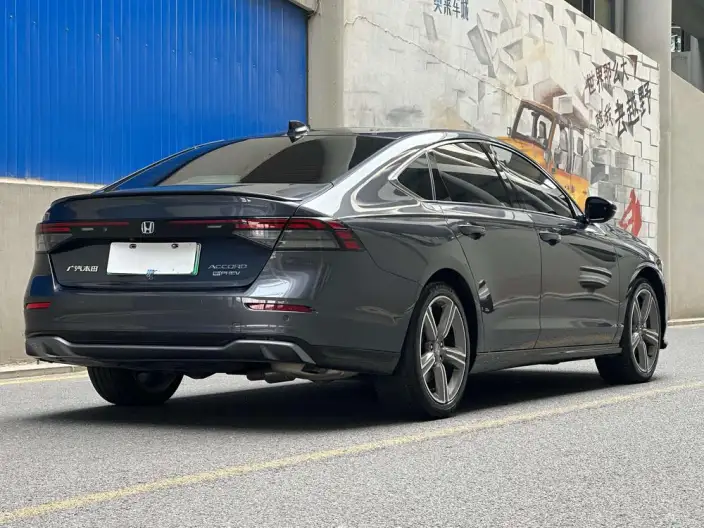 Honda Accord PHEV 2023 Model e:PHEV Premium Edition – фото 5