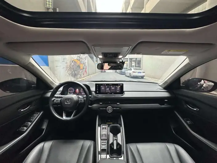 Honda Accord PHEV 2023 Model e:PHEV Premium Edition – фото 9