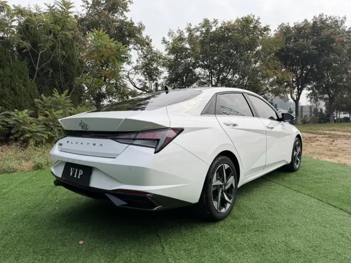 Hyundai Ioniq 2022 Model 1.5L CVT GLX Elite Edition – фото 7