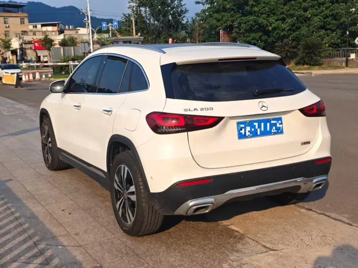 Mercedes-Benz GLA 2022 Model Facelift GLA 200 – фото 3