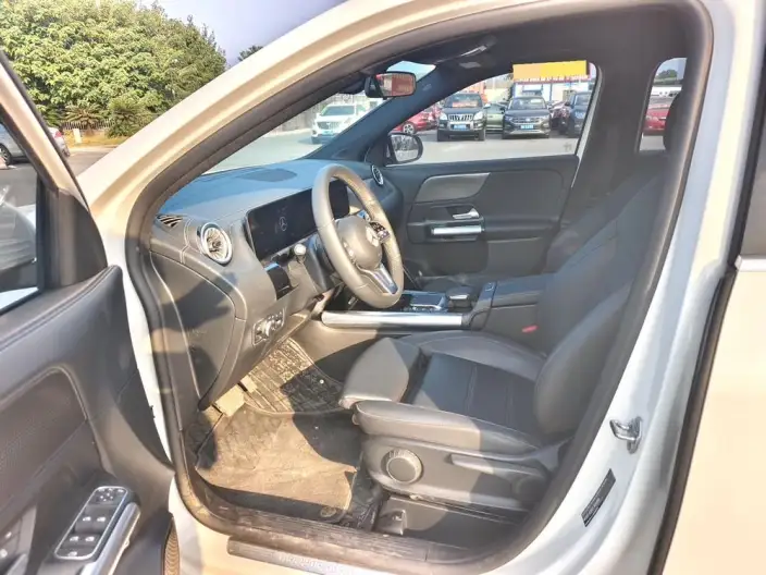 Mercedes-Benz GLA 2022 Model Facelift GLA 200 – фото 7