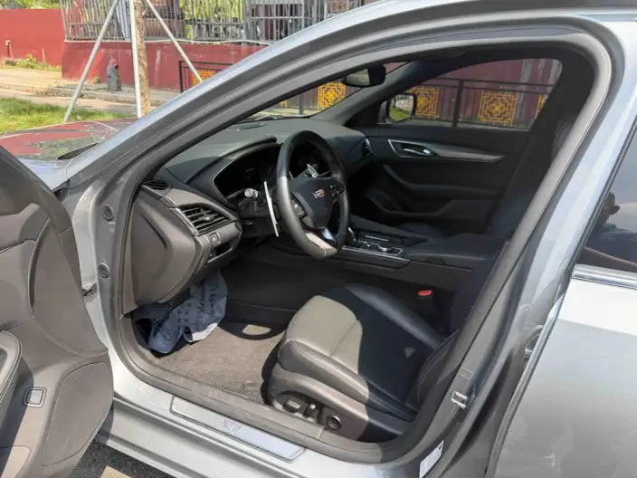 Cadillac CT5 2023 Model 28T Luxury Model Standard Edition – фото 8