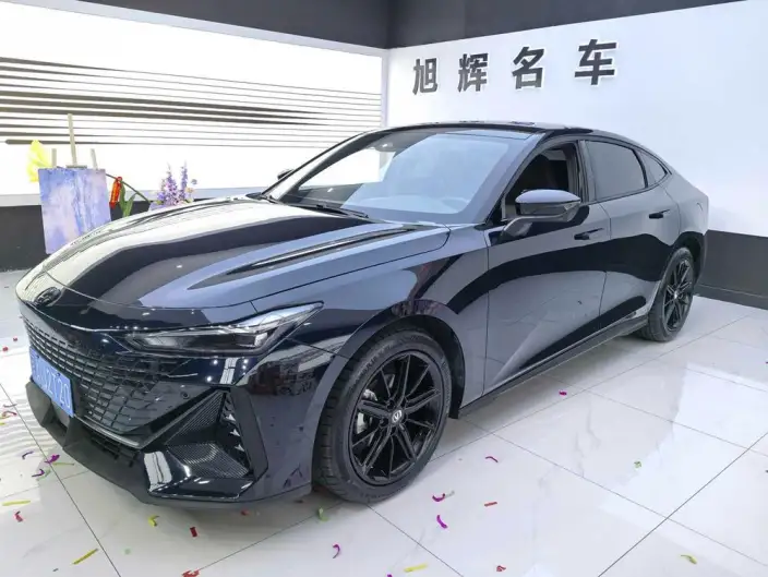 Changan UNI-V 2023 Model 1.5T Noble Model