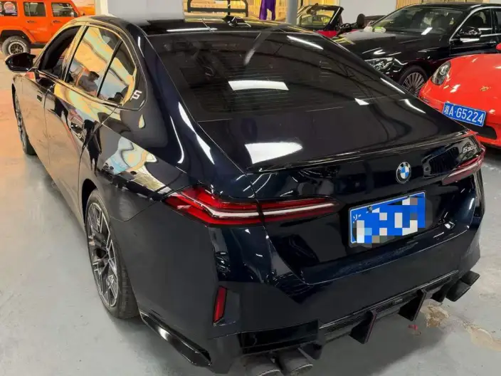 BMW 5 Series 2025 Model 530Li Exclusive Model M Sports Set