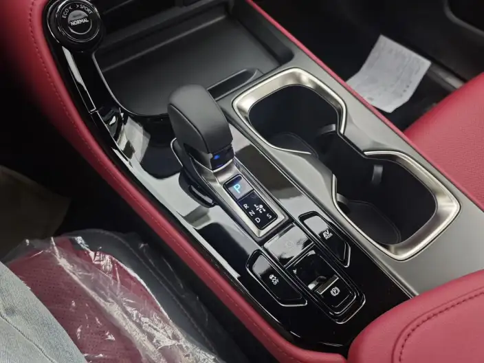 Lexus NX 2025 Model 350h Qian Drive JOY – фото 10
