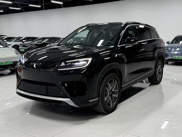 BYD Qin DM 2017 1.5T Premium 2025 модификация DM-i 150KM Pilot Edition