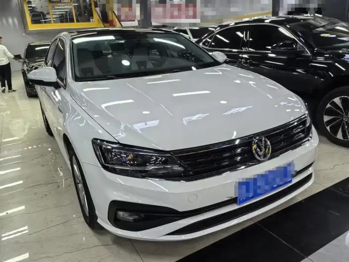 Volkswagen Lamando 2021 Model 230TSI DSG Fashion edition – фото 3