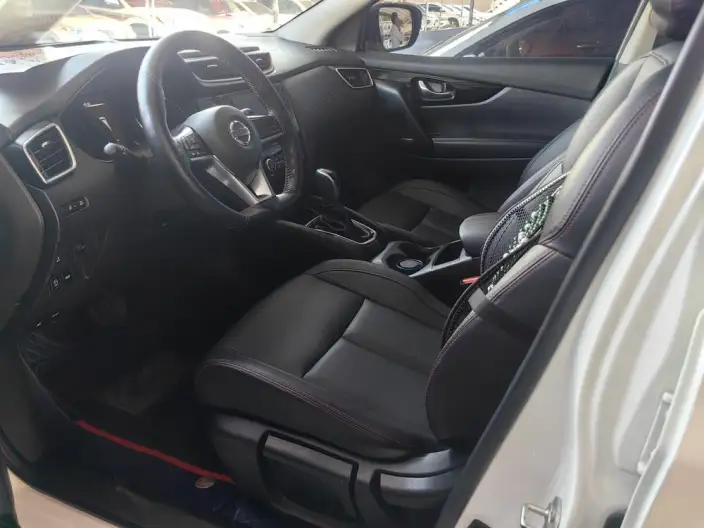 Nissan Qashqai 2022 Model 2.0L XV Smart Edition – фото 9