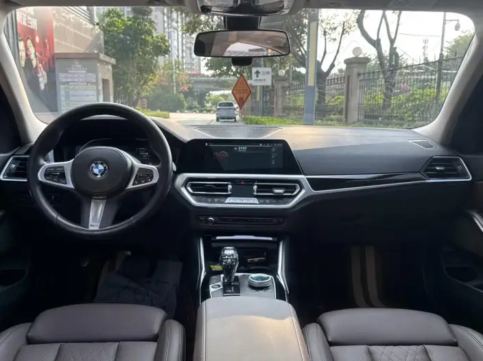 BMW 3 Series 2022 Model 320Li M Sports Set – фото 9
