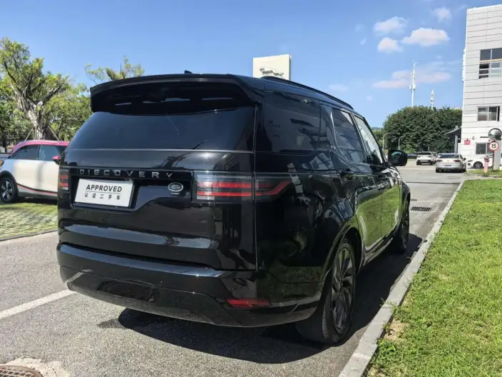 Land Rover Discovery 2023 Model Facelift 360PS R-Dynamic S – фото 6