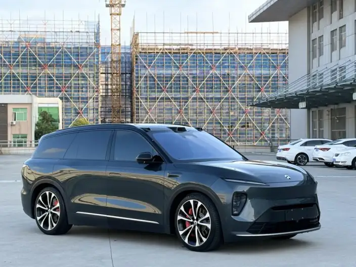 NIO ES8 2023 Model 100kWh Signature Edition