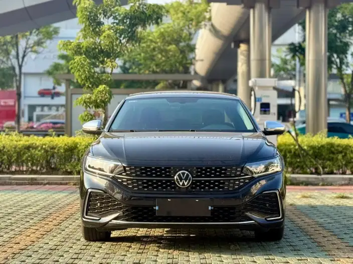 Volkswagen Passat 2022 Model 330TSI Starry sky Elite Edition