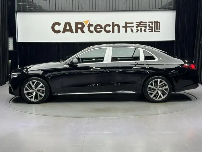 Mercedes-Benz E-Class 2024 Model E 300 L Fashion Model sedan – фото 4