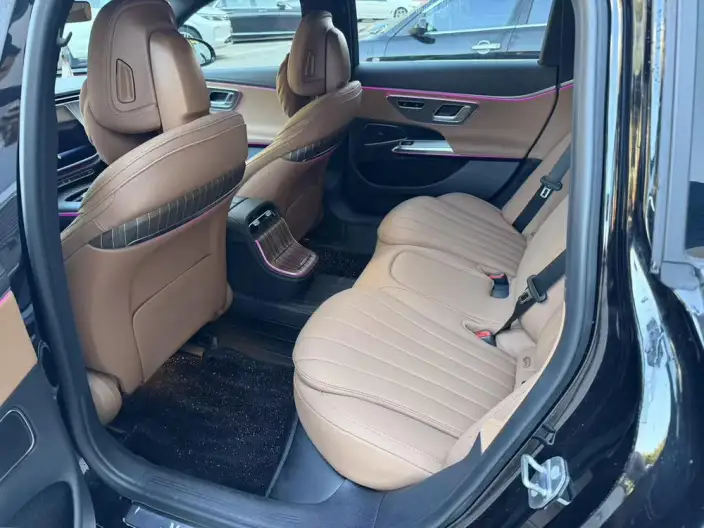 Mercedes-Benz E-Class 2024 Model E 300 L Fashion Model sedan – фото 8
