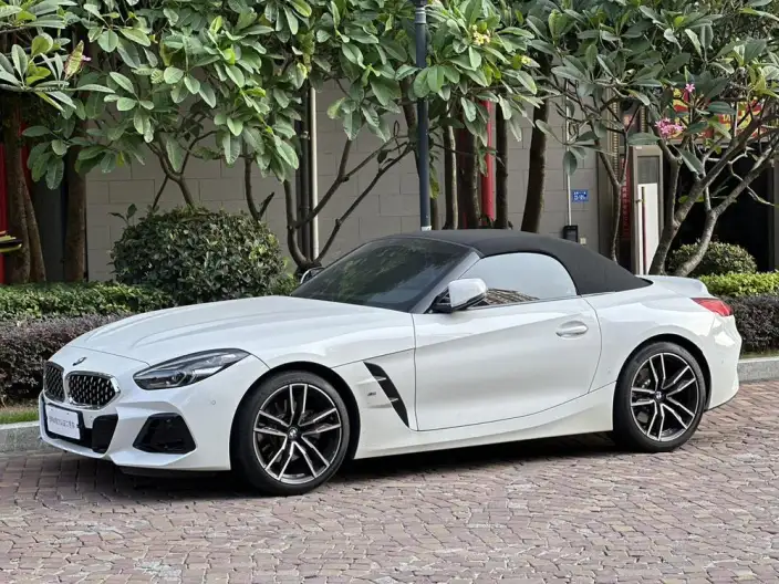BMW Z4 2023 Model sDrive 25i M Sports Set