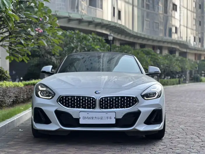 BMW Z4 2023 Model sDrive 25i M Sports Set
