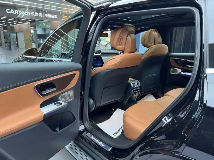 Mercedes-Benz GLC 2025 Model Facelift GLC 300 L 4MATIC Dynamic Model 5 seat – фото 9