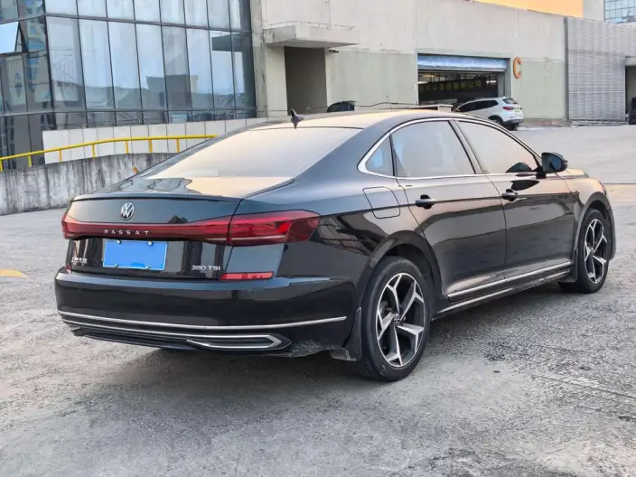 Volkswagen Passat 2024 Model 380TSI Starry sky Elite Edition – фото 6