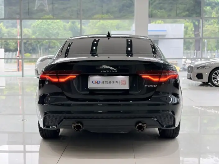 Jaguar XE L 2023 Model 2.0T 250PS R-DYNAMIC S Enterprising Sports Edition – фото 6