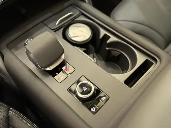 Land Rover Discovery 2024 Model 360PS S – фото 10