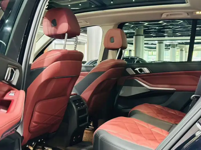 BMW X5 2022 Model xDrive 30Li Exclusive Model M Sports Set – фото 9