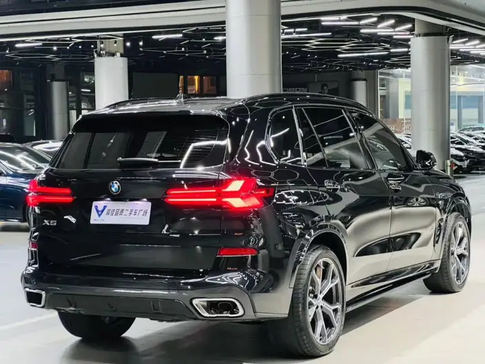BMW X5 2023 Model xDrive30Li Exclusive Model M Sports Set – фото 6