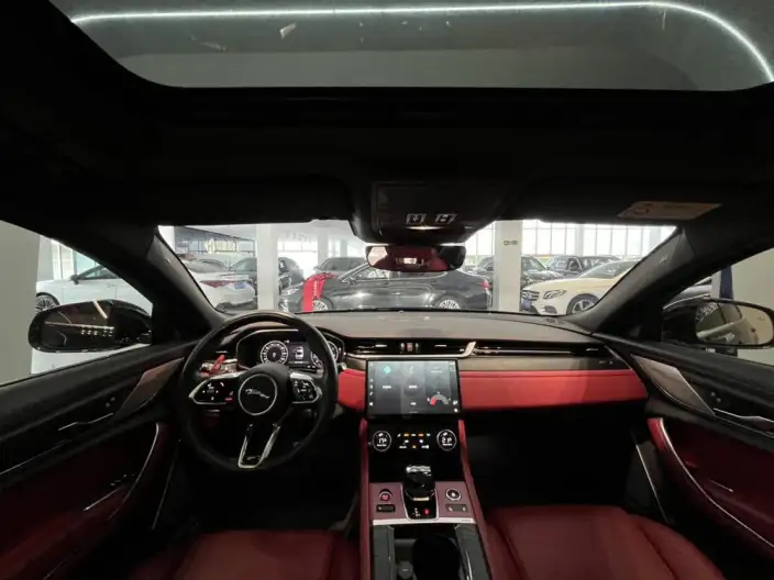 Jaguar XFL 2023 Model 2.0T P250 2WD Elite Sports Edition – фото 9