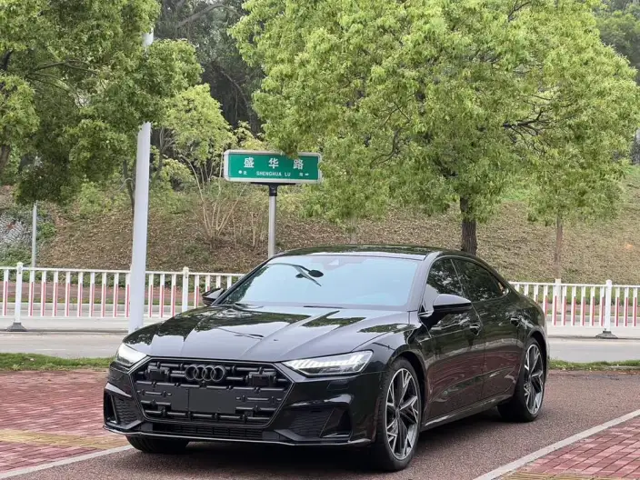 Audi A7 L 2024 Model 45 TFSI quattro Black Samurai Edition
