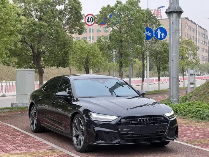 Audi A7 L 2024 Model 45 TFSI quattro Black Samurai Edition