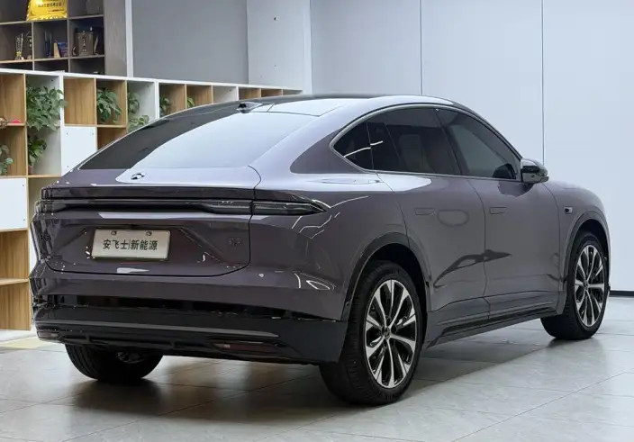 NIO EC6 2025 Model 75kWh – фото 5