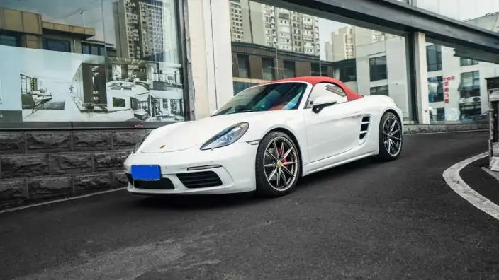 Porsche 718 2020 Model Boxster 2.0T