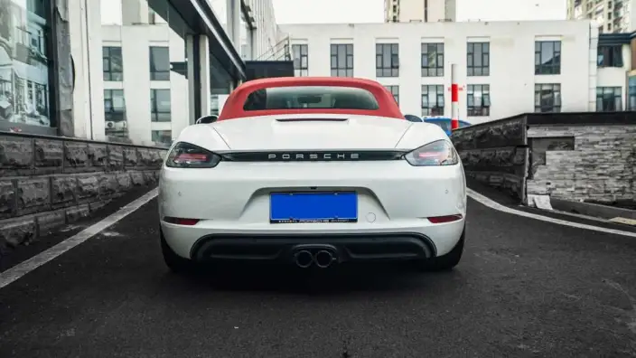 Porsche 718 2020 Model Boxster 2.0T
